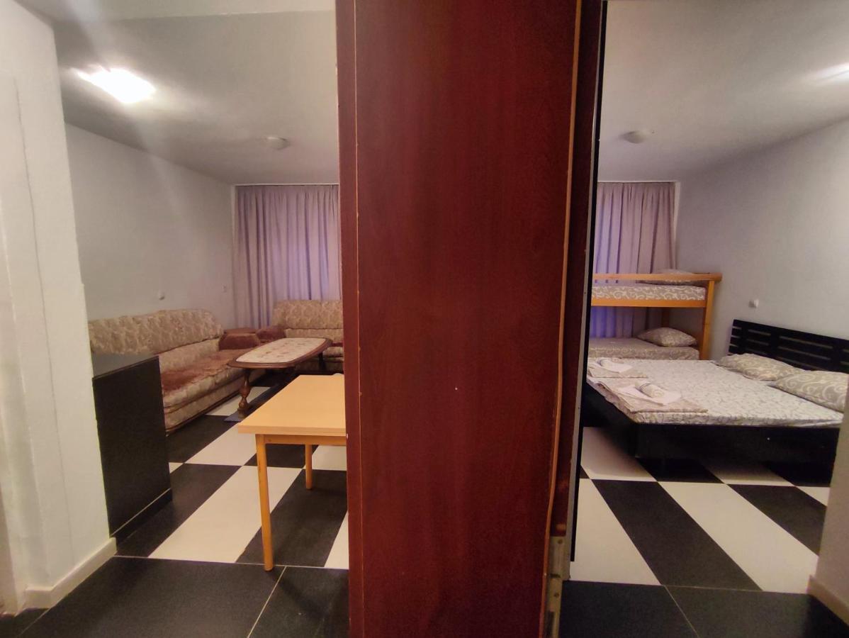 Apartments Dea Бар Екстериор снимка
