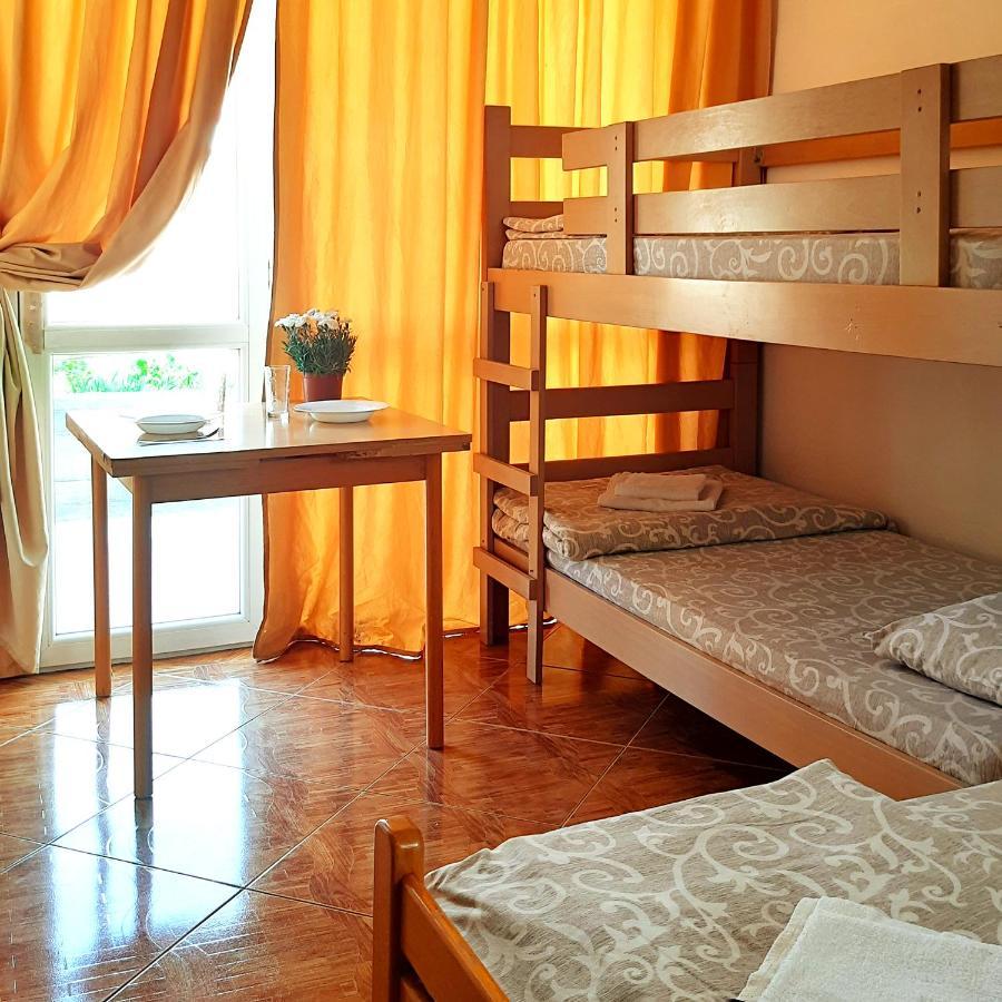 Apartments Dea Бар Екстериор снимка